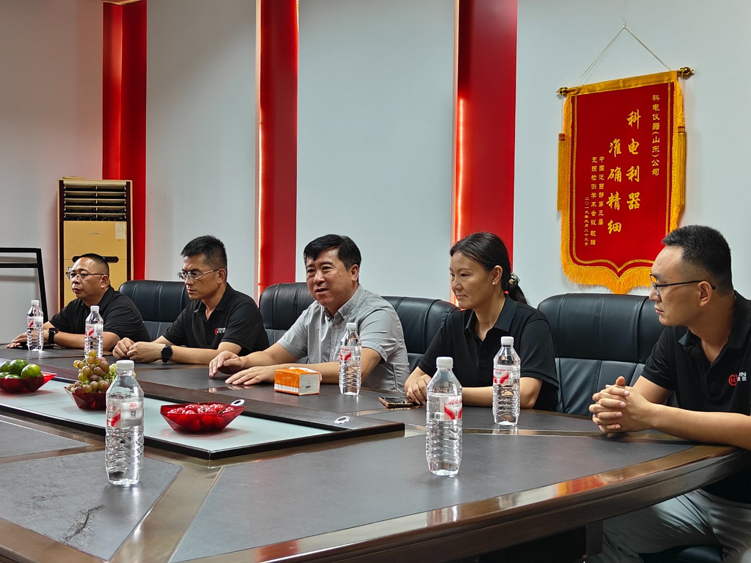 戳我試試